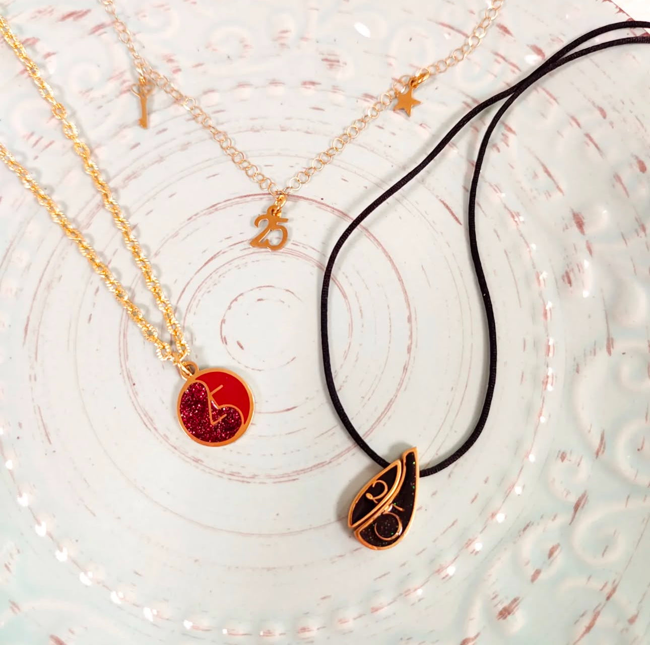 Κολιέ γούρι 2025