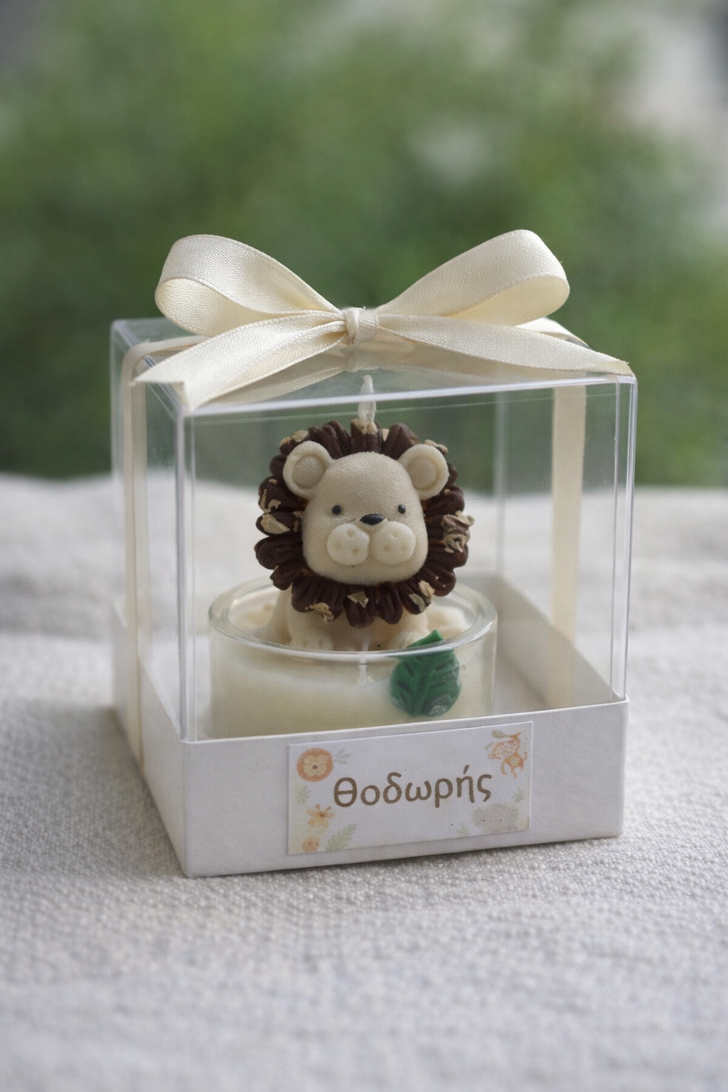 Μπομπονιέρα Λιονταρακι κερί σε βαζάκι και κουτί συσκευασίας 